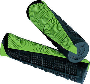PU�OS SCOTT DUECE ATV NEGRO/VERDE