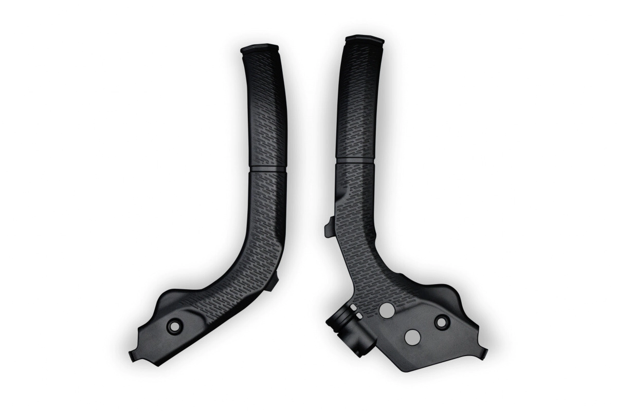 CUBRE CUADRO CHASIS TC/TE/TX/FE/FC 19/23 UFO NEGRO