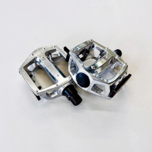 PEDAL PRO TEAM ALEACION C/REFLECTOR