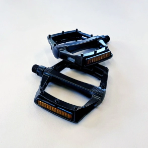 PEDAL PRO TEAM VOID ALEACION C/REFLECTOR