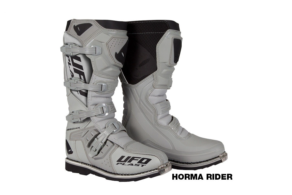 BOTAS UFO OBSIDIAN OFFROAD GRIS #43