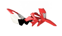 KIT PLASTICOS TORNADO ROJO/L BLANCO C/ FARO AMX