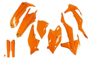 KIT PLASTICOS FULL SIN FARO EXC 17/19 UFO NARANJA