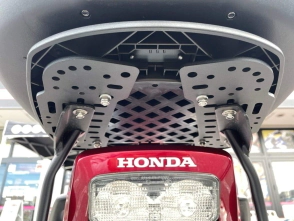 Z SOPORTE UNIVERSAL TOP CASE PARA TODA MOTO BAULERA ALUMINIO COOCASE