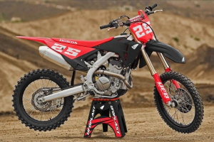 KIT PLASTICOS FULL CRF 250R/450R 25-26 UFO OEM NEGRO/ROJO
