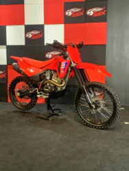 KIT PLASTICOS CRF 230F F25 ROJO COMPLETO AMX