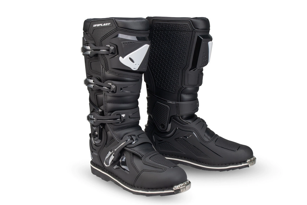BOTA XANDER EXTREME ARTICULADAS BLACK EU45 (AR44) UFO EXC