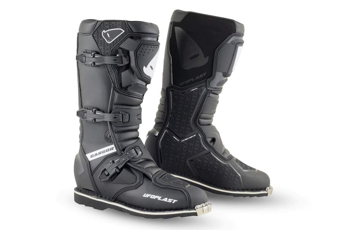 BOTA GARGOR EXTREME BLACK EU44 (AR43) UFO EXC
