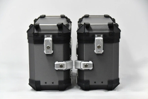 BAULERAS LATERALES 28L COOCASE ALUMINIO 1,5mm + DIVISOR Y ELASTICOS