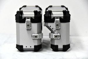 BAULERAS LATERALES 36L S-SHAPE DER COOCASE ALUMINIO 1,5mm + DIVISOR Y ELASTICOS