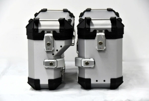 BAULERAS LATERALES 36L S-SHAPE IZQ -VOGUE 650- BRUSHED SILVER COOCASE ALUMINIO + DIVISOR Y ELASTICOS