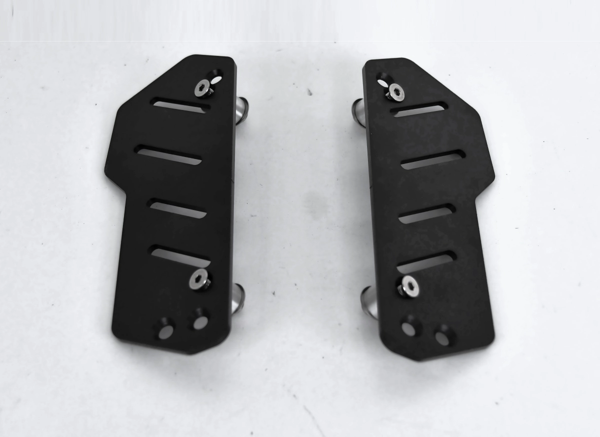 SOPORTE BAUL QJMOTOR SRT 550SX/600SX ALUMINIO COOCASE